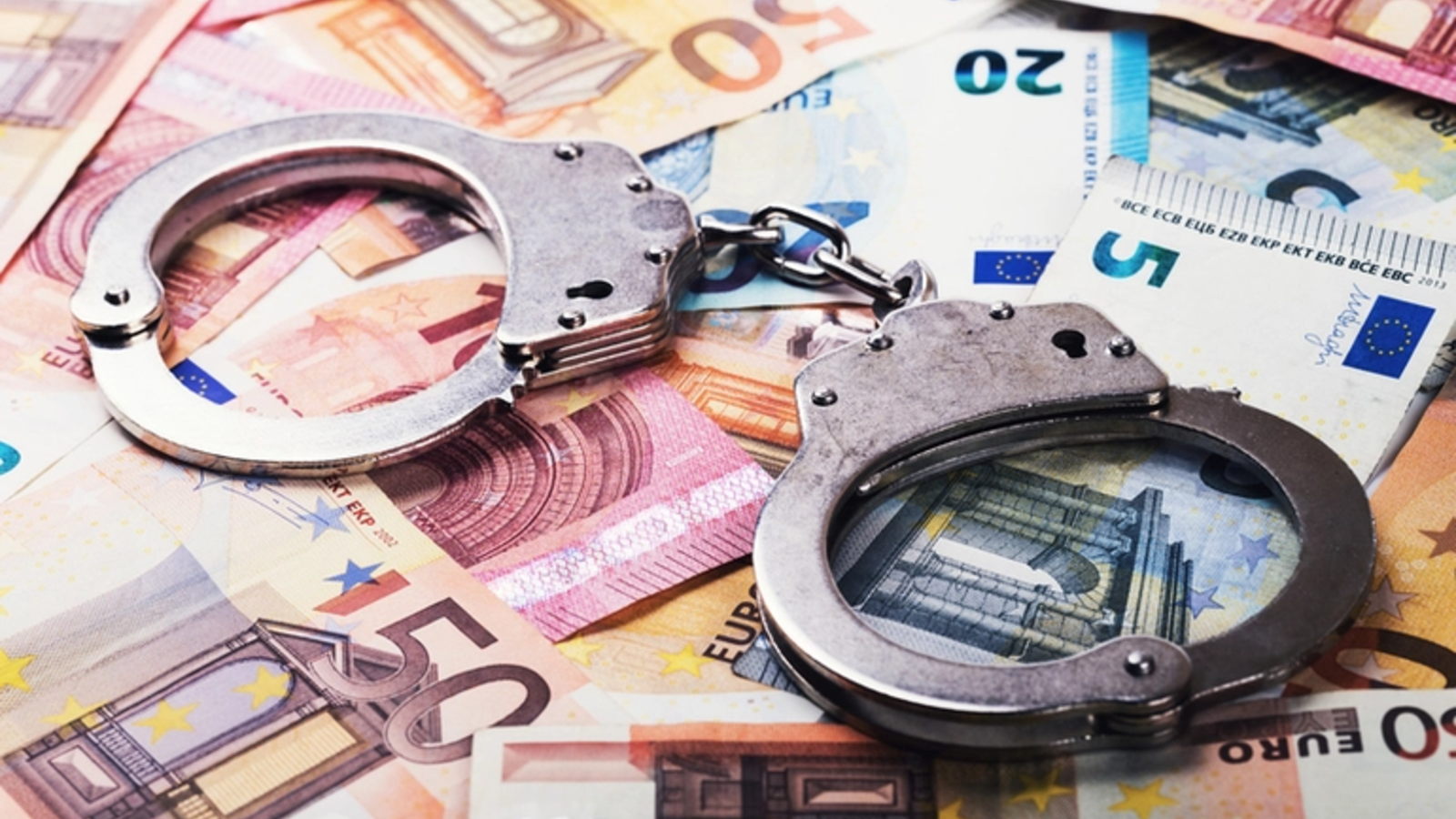 administrator din arad judecat pentru retinerea si neplata a 18 7 milioane de lei catre stat