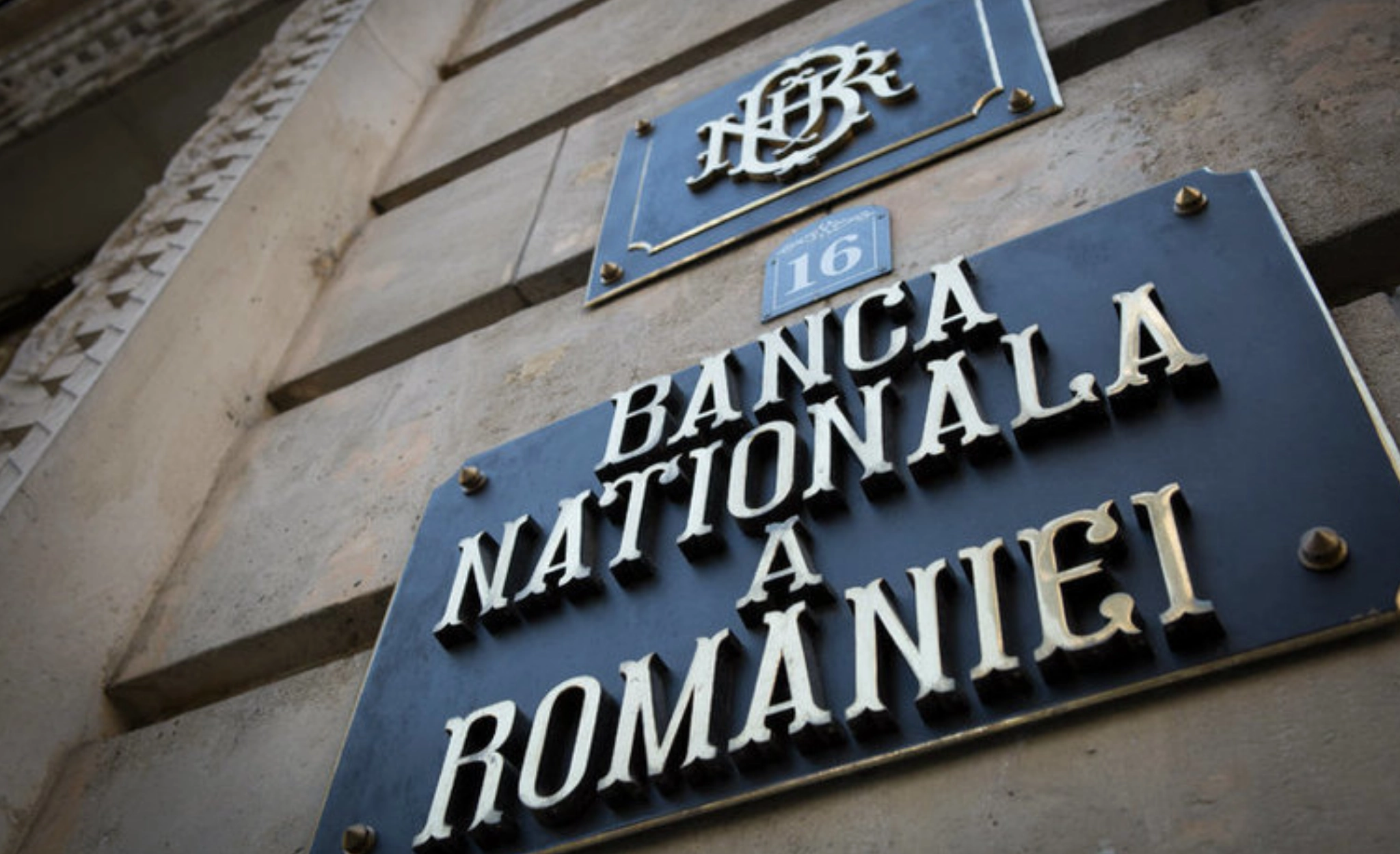 bnr analizeaza presiunile salariale pentru 2026 factori contrasti in joc