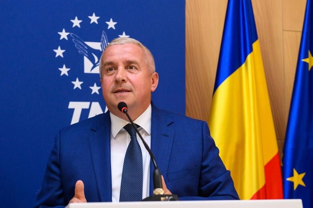 buda ciolacu cu un picior in groapa istoriei dupa cum a lasat economia