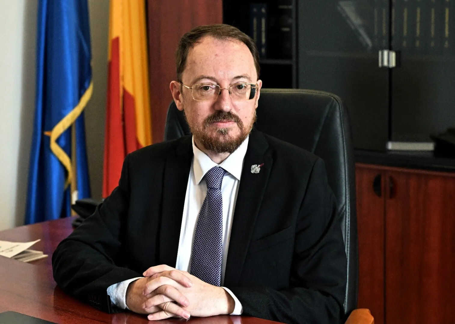 competitie pentru distrugerea litoralului senatorul sava ii acuza pe ministrii darau si buzoianu de blocaj legislativ