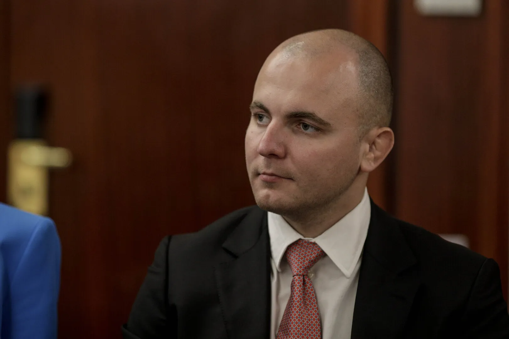 deputatul aur andrei gusa denunta cartelul energetic si cere demisii si anchete