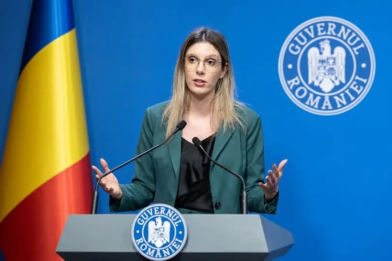 ministrul mediului declanseaza actiuni ferme pe litoral mii de constructii ilegale raportul a fost tinut la sertar trei ani interesele sunt enorme